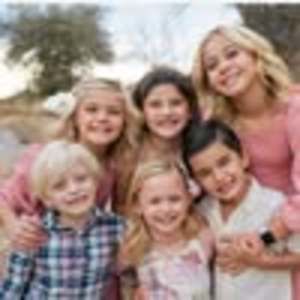 Meet your Posher, Laurie